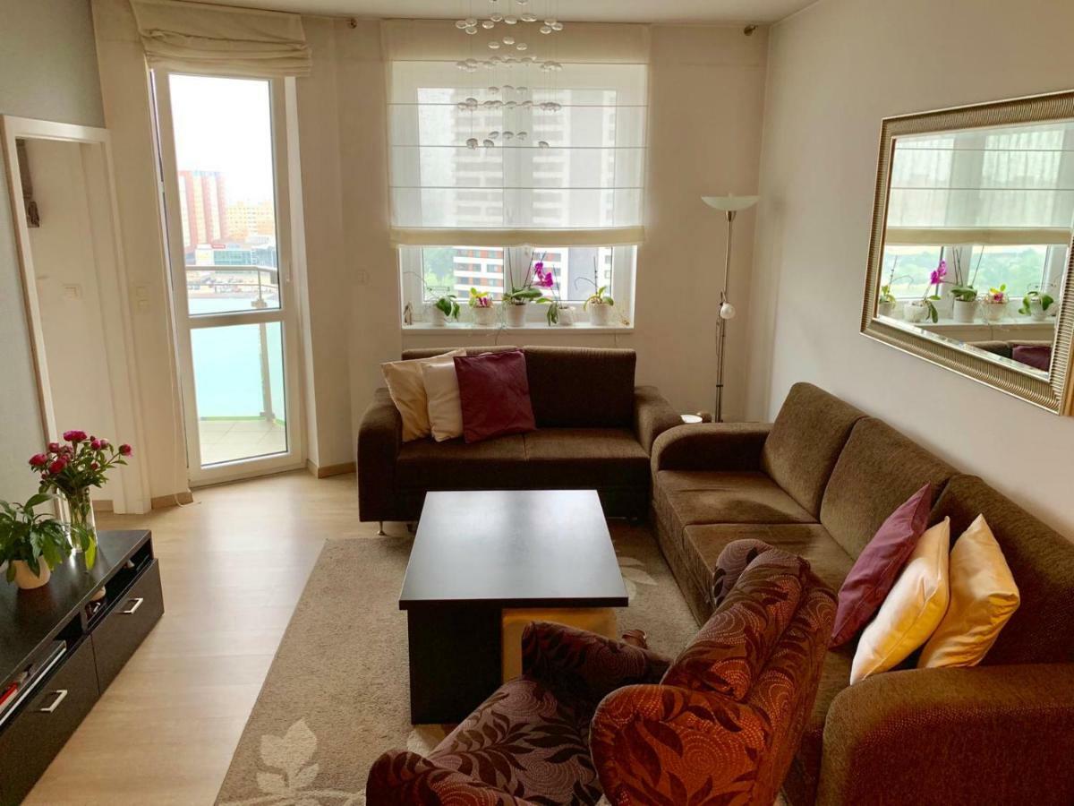 Cozy, Beautiful View, Parking, 1 Stop By Train To Old Town Appartement Bratislava
